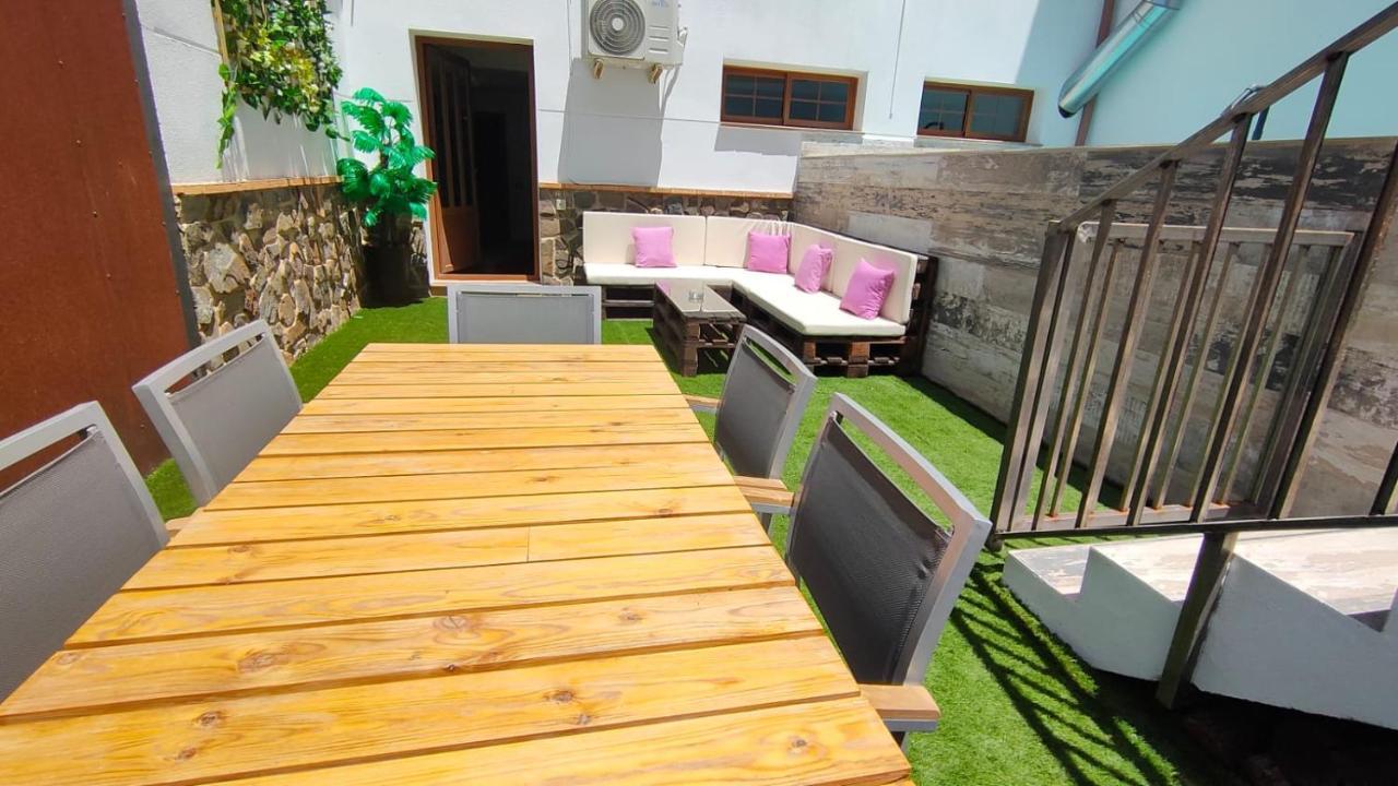 Escapada Delux Guest House Ossa de Montiel Exterior photo