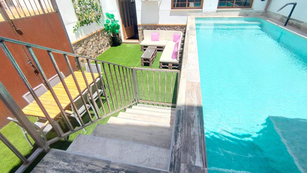 Escapada Delux Guest House Ossa de Montiel Exterior photo